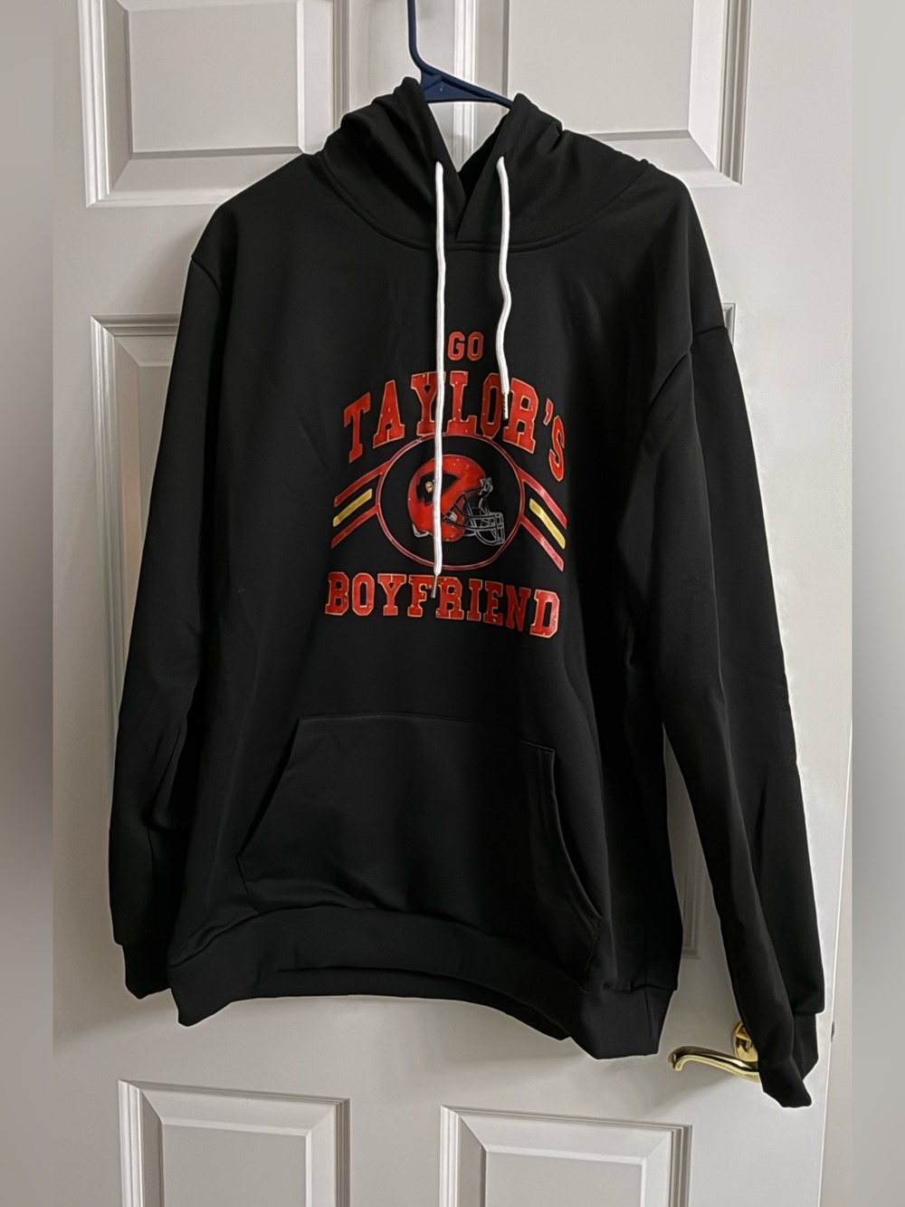 "Go Taylor's Boyfriend" graphic pullover hoodie NWOT